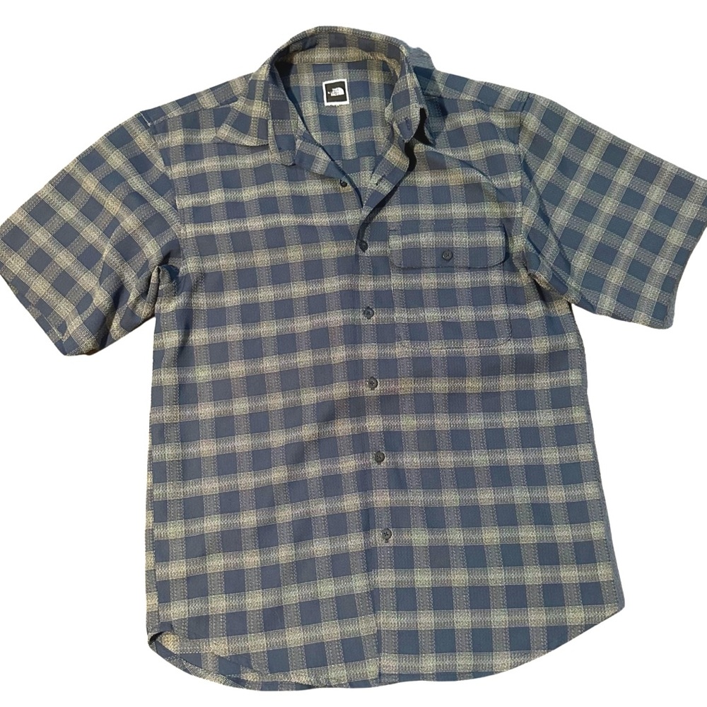 Men’s North Face Short Sleeve Button Up